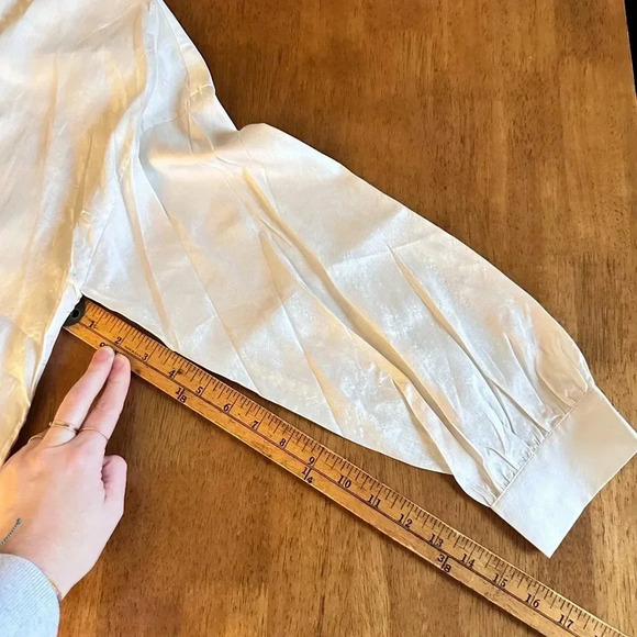 Eileen Fisher NWT 100% Silk Boxy Bone Button Up Large - Picture 9 of 14